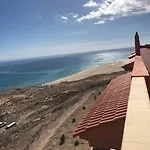 Front With Stunning Ocean Views! Lägenhet