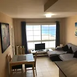 Lägenhet Front With Stunning Ocean Views!