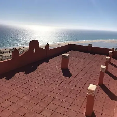Front With Stunning Ocean Views! Apartment *