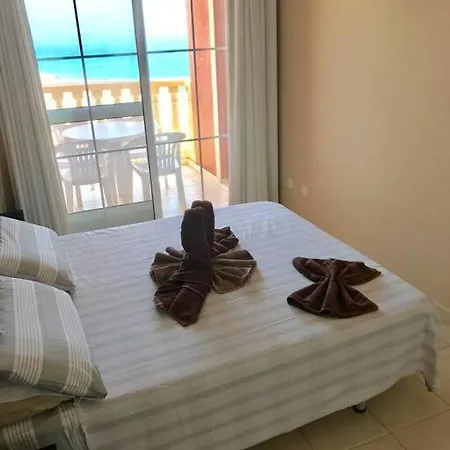 Front With Stunning Ocean Views! Apartment