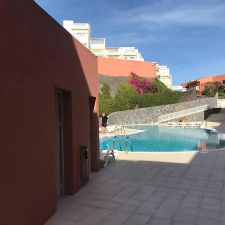 Apartment Front With Stunning Ocean Views!