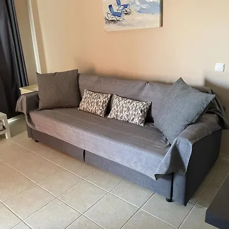 Front With Stunning Ocean Views! Apartment *