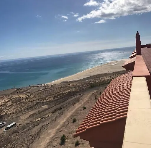 Front With Stunning Ocean Views! Apartamento
