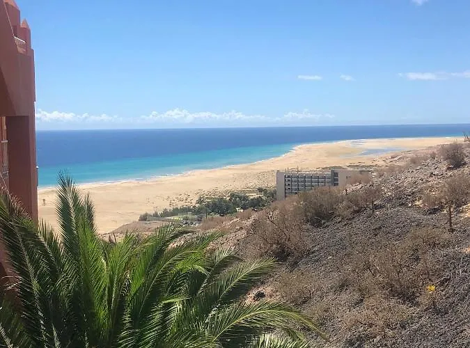 Front With Stunning Ocean Views! Apartamento